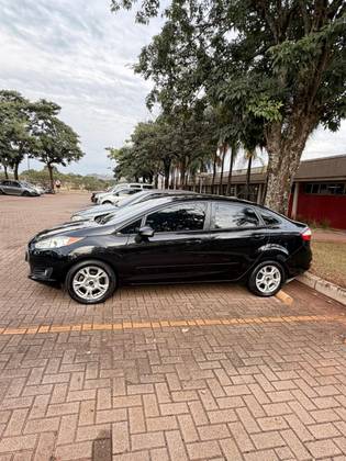 FORD FIESTA 1.6 SE SEDAN 16V FLEX 4P POWERSHIFT